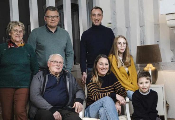 La famille Feugère à l’occasion du tournage du documentaire Familles de paysans, 100 ans d’histoire.