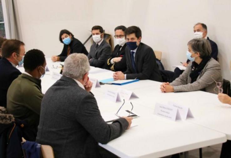 Echanges constructifs avec la chambre d’agriculture de
Normandie et les représentants de la FNSEA 27 et des
Jeunes Agriculteurs, sur l’état des filières dans l’Eure, la continuité d’activité pendant la crise et le volet agricole de France Relance.