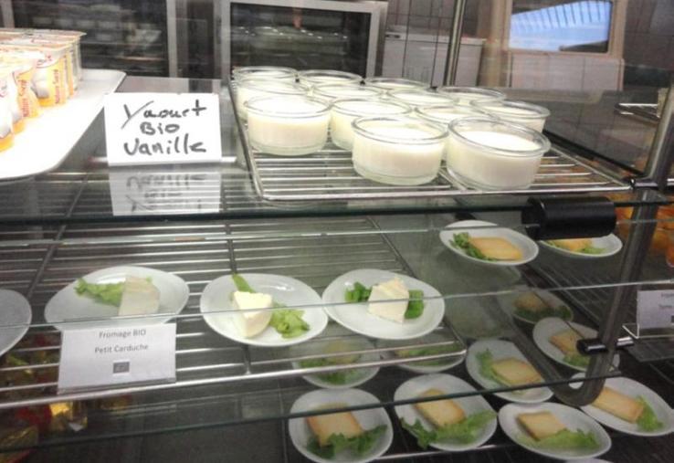 Le plan du ministre de l’Agriculture et de la Souveraineté alimentaire, répond à deux autres demandes majeures de la FNSEA dont l’augmentation du budget de la commande publique pour répondre à l’objectif fixé par Egalim de 20 % de bio dans la restauration collective, contre 6 % aujourd’hui.