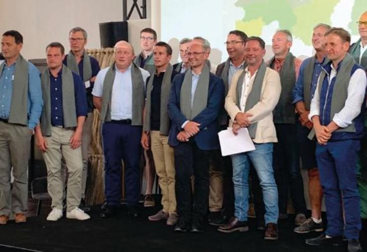 Les membres du CA de l’AGPL dont nos eurois, Stéphane Vacher (président section lin FNSEA 27), Jacques Fauvel, Christophe Chopin (vice-président JA 27).