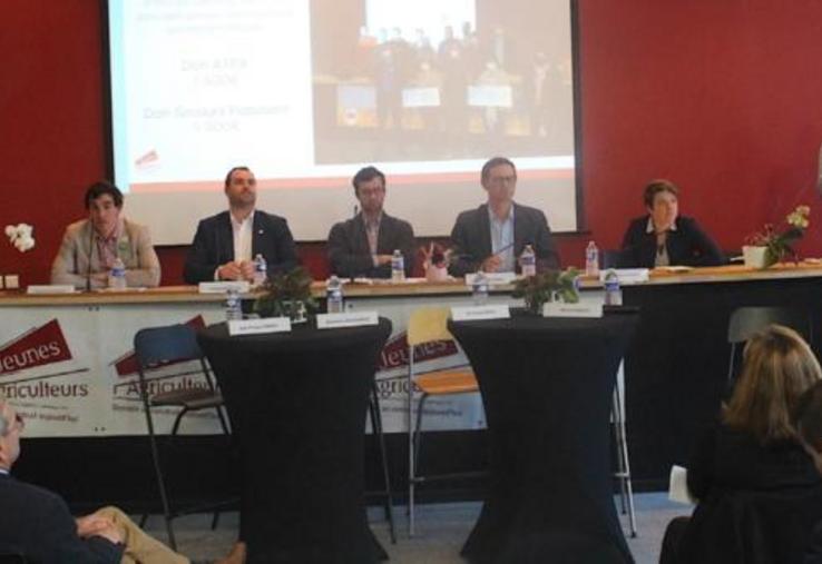 Avec 23 administrateurs, 8 unions cantonales et 145 adhérents, JA 27 a fait le plein lors de ses travaux. A noter la présence du préfet, du président du Département et de 2 députés.