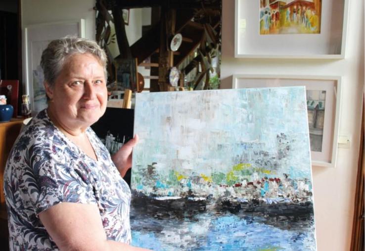 Nicole Brout, agricultrice retraitée, s’adonne à sa passion pour la peinture, que son métier ne lui avait pas laissée le temps de mettre en pratique.