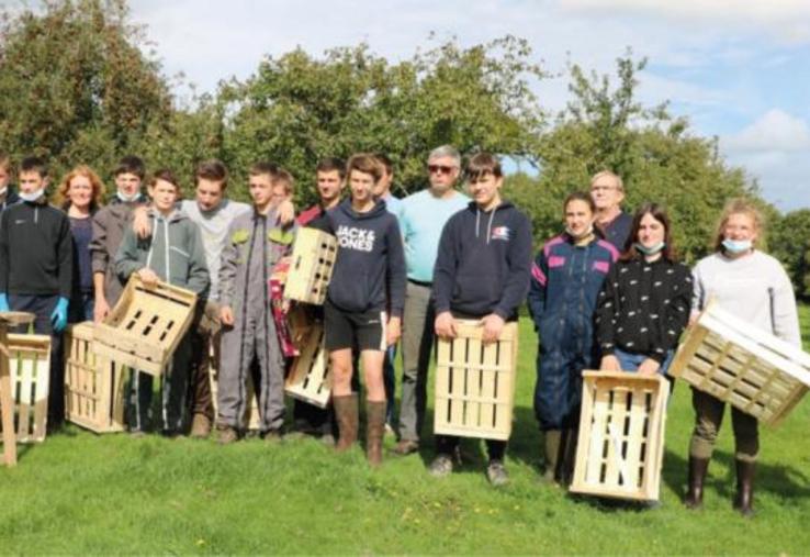 Les élèves de la MFR de Blangy-le-Château, mardi 28 septembre, chez Franck Guesdon.