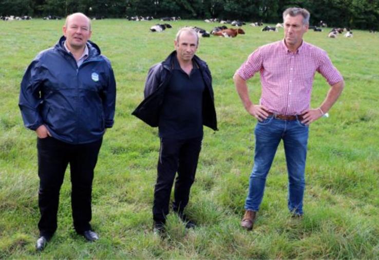 Éric Hatteville, Philippe Marie et Ludovic Blin, respectivement responsables lait pour les FDSEA 61, 14 et 50/région