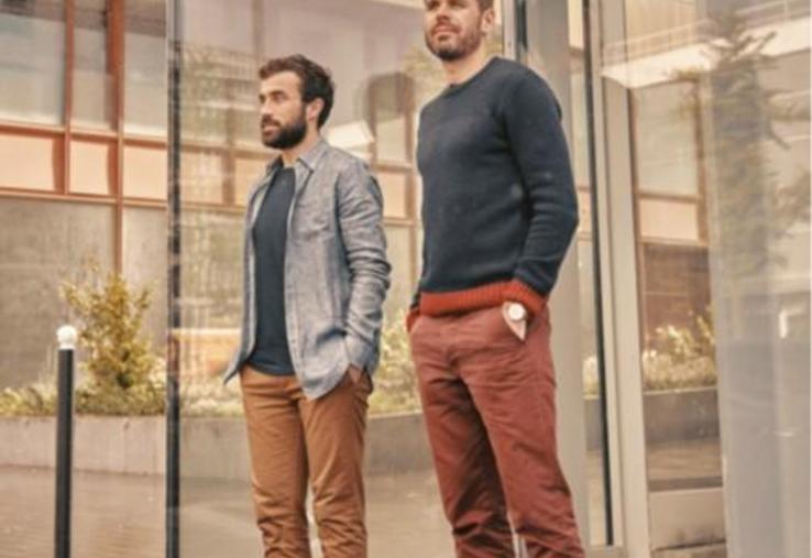 Cyril Brenac est à gauche, Benjamin Buquet à droite,
avec leurs baskets 100 % recyclable.