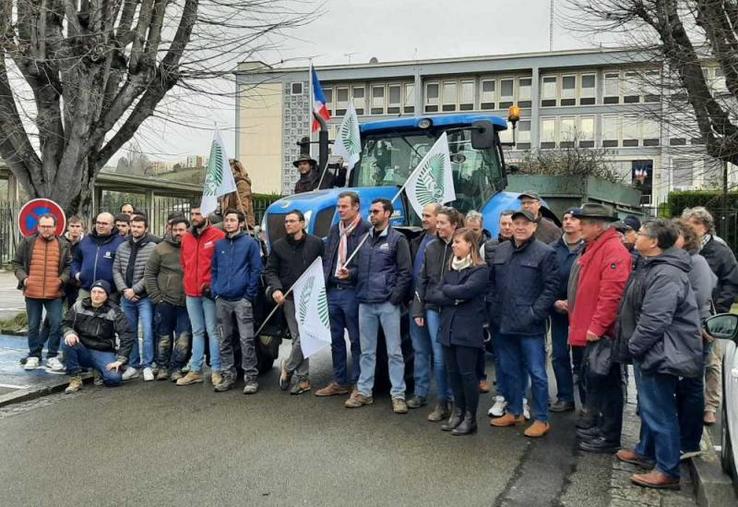 Dans un contexte économique instable, les agriculteurs français doivent faire face à une augmentation constante des contraintes qui mettent en péril la viabilité de nombreuses exploitations agricoles.