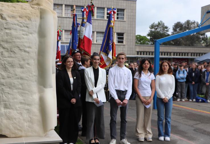 Les élèves du lycée agricole se sont replongés dans les témoignages de leurs congénères, quatre-vingts ans plus tôt. Un véritable "devoir de mémoire", selon Baptiste.