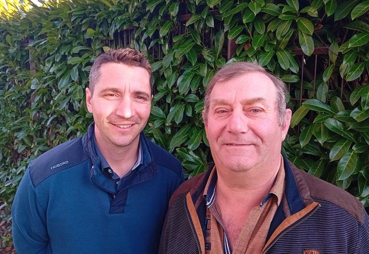 Baptiste Baril (76) et Michel Letourneur (27), présidents d'EDT Normandie : "les ETA et le monde agricole doivent réagir. Il y a de la place pour tous les acteurs mais à condition de respecter une tarification juste et adaptée. Il est urgent de mettre fin à l'idéologie du prix plancher sur des prestations historiques comme l'ensilage ou la moisson, resté à des niveaux dérisoires depuis des années".