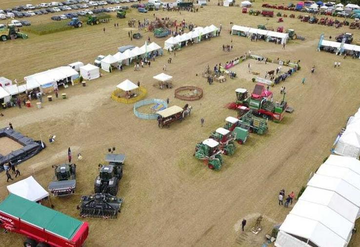 Photo aérienne du festival 2024.