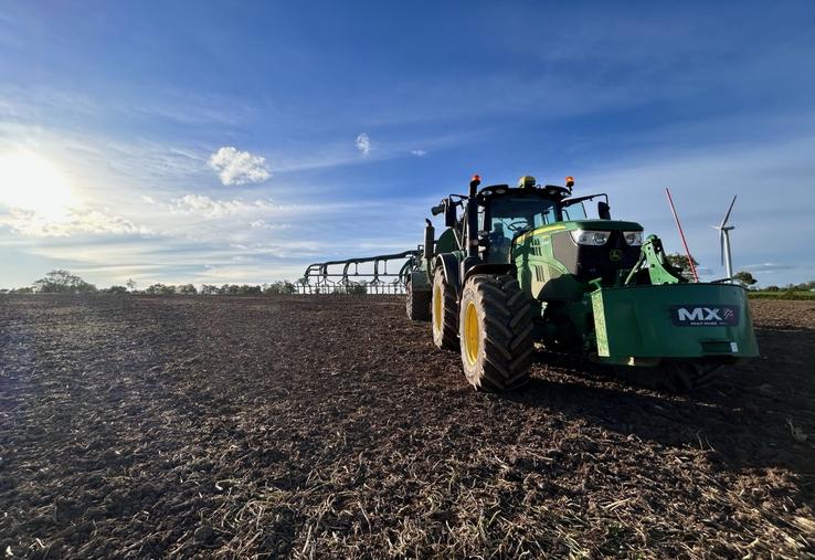 La réalisation d'une analyse récente de la valeur fertilisante azotée limite les risques de pollution des eaux.