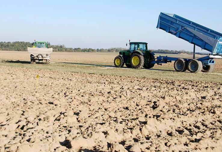 La taxe MACF pourrait atteindre 144 € par tonne d'urée importée.