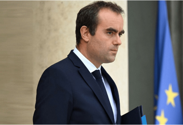 Sébastien Lecornu, Premier ministre, s'adresse aux agriculteurs.