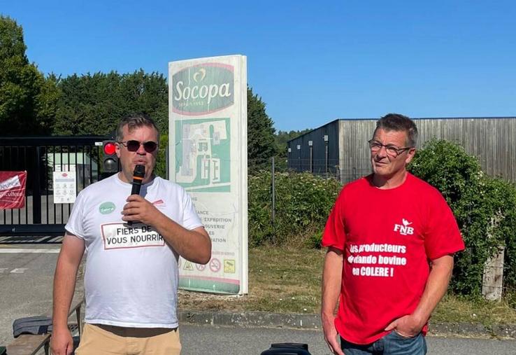 Sylvain Delye, président de la FDSEA de l'Orne et Philippe Sellier, membre du bureau de la FNB. 