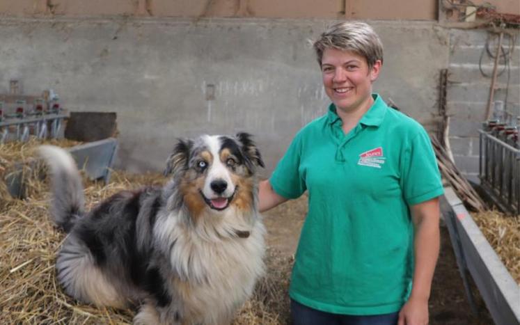 Stéphanie Guicheux est installée à Sylvains-les-Moulins avec son mari Christophe, leurs deux enfants Paul (7 ans) et Chloé (5 ans), et Melko leur chien.