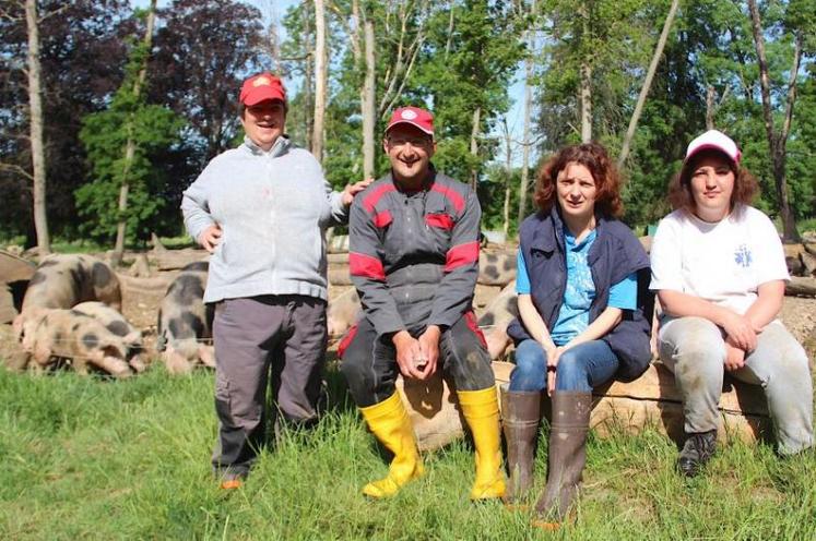 A la ferme, on marche chaque jour 7 km. La période de confinement a donc été compliquée à vivre. 2022 est d’un meilleur cru avec une visite au SIA.