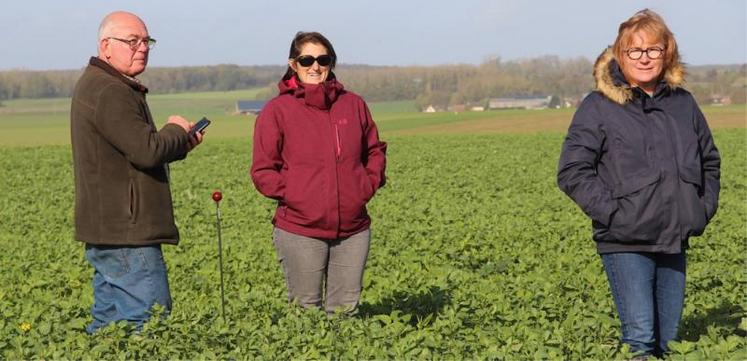 Laurent Vermersch, Sarah Pollet et Anne-Laure Marteau. Cette démarche volontaire concerne globalement une centaine d'agriculteurs pour un potentiel de 230.