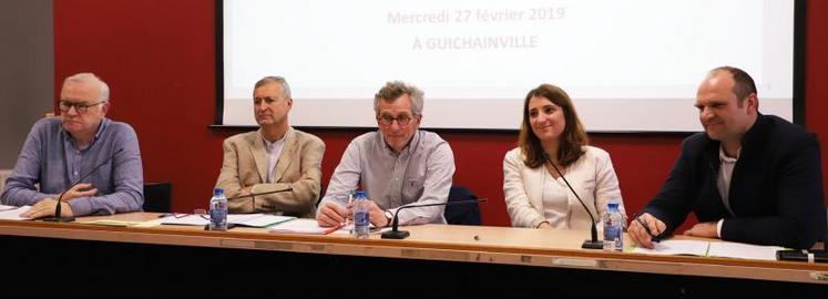 De gauche à droite : Bruno Guermonprez, Laurent Vallée,
Jacques Fauvel, Sophie Mayer et Bertrand Coulier.