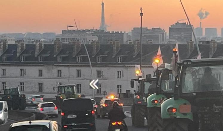 Arrivée à Paris au petit matin.