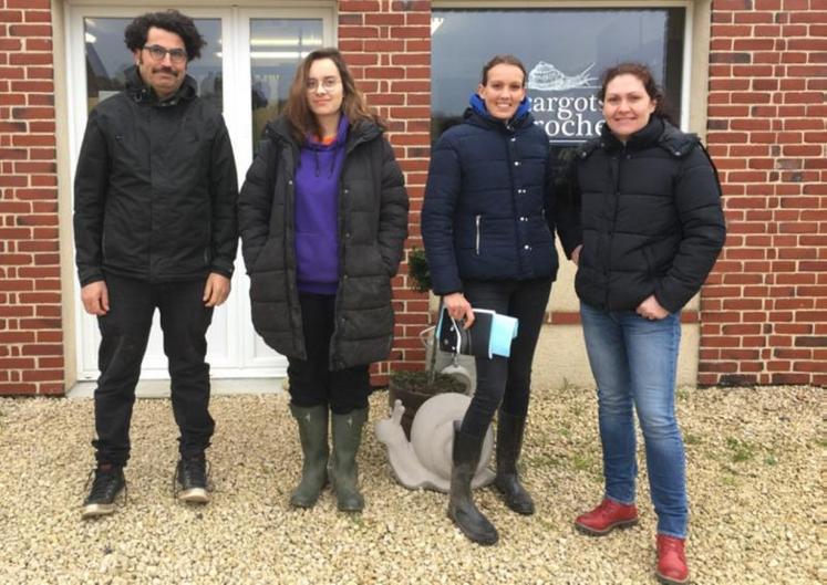 Le groupe s’est rendu à Etrépagny, à la ferme des Escargots et
Volailles de la Broche.