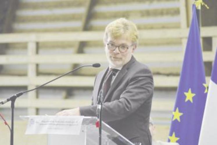 Marc Fesneau, ministre de l'Agriculture, est venu présenter les grands items du « pacte » d'orientation, le 15 décembre, au lycée agricole d'Yvetot.