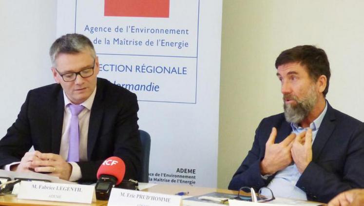 A gauche, Fabrice Legentil, directeur de l’Ademe Normandie
et à droite, Eric Prud’homme, directeur délégué régional.