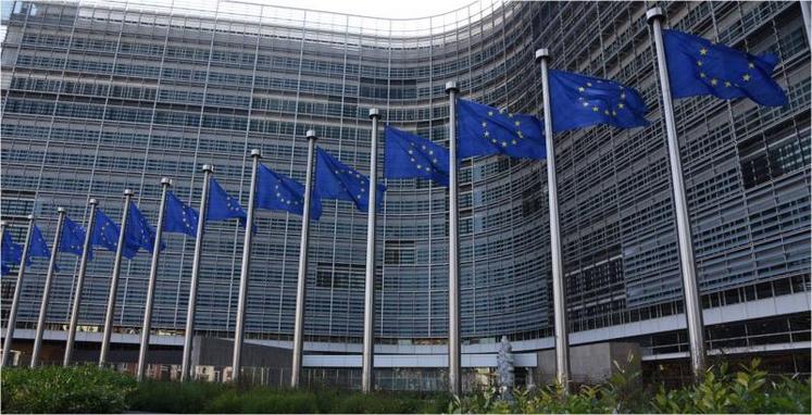 Dans le cadre de son fonds de relance européen, la Commission européenne propose de débloquer une enveloppe supplémentaire de 15 milliards d'euros pour le deuxième pilier de la Pac afin, entre autres, de soutenir la transition verte du secteur.
