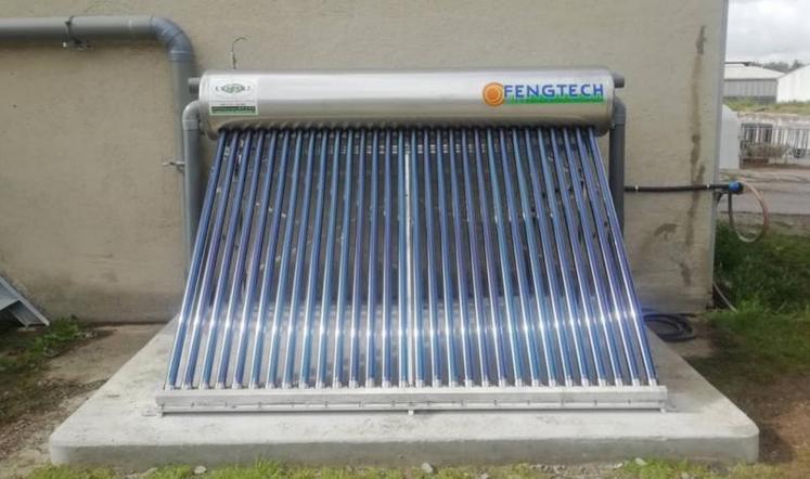 Chauffe-eau solaire en exploitation laitière.