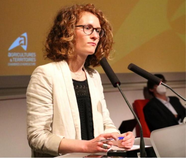 Marine Raffray, agroéconomiste à l’assemblée permanente des Chambres d’agriculture (APCA), lors de la session Cran, à Caen, vendredi 25 juin 2021.