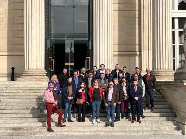 Les membres de la FNSEA 27 en visite à l'Assemblée Nationale.