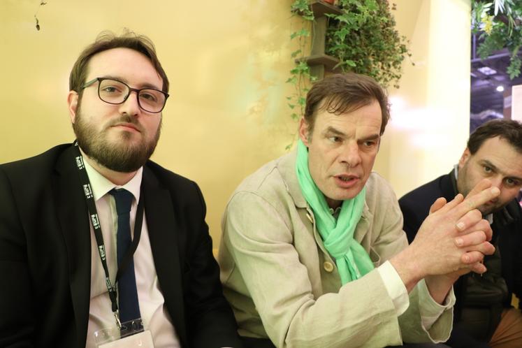 "Le but de cette nouvelle politique est de mieux intégrer le monde agricole. À l'issue de cette phase de test, nous ferons le bilan avec les acteurs du monde agricole", martèlent Alexandre Rassaërt, président du Département de l'Eure et Gilles Lievens, président de la Chambre d'agriculture de l'Eure