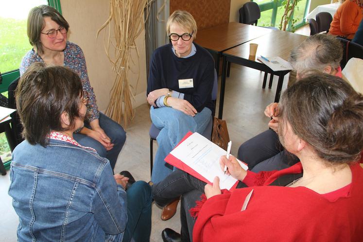 La circulation des engins agricoles, comprendre la PAC, robot et pâturage