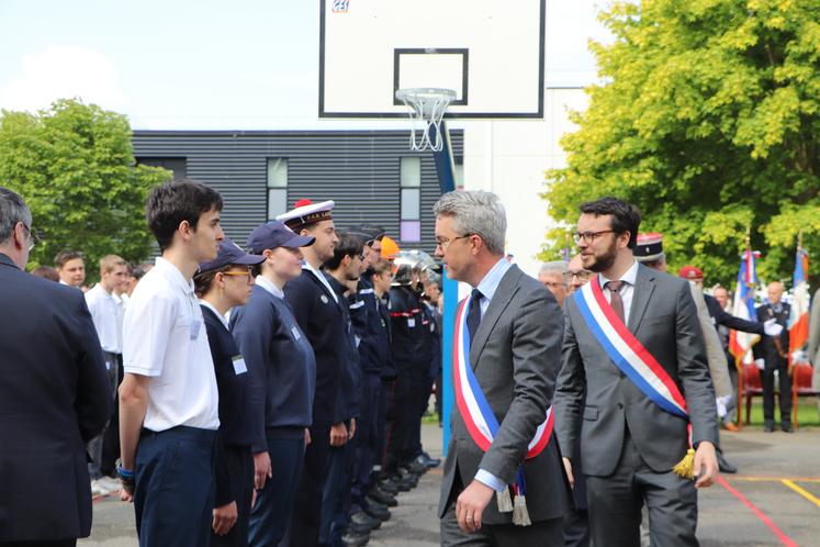 Les élus du Calvados ont répondu présents pour cet hommage.