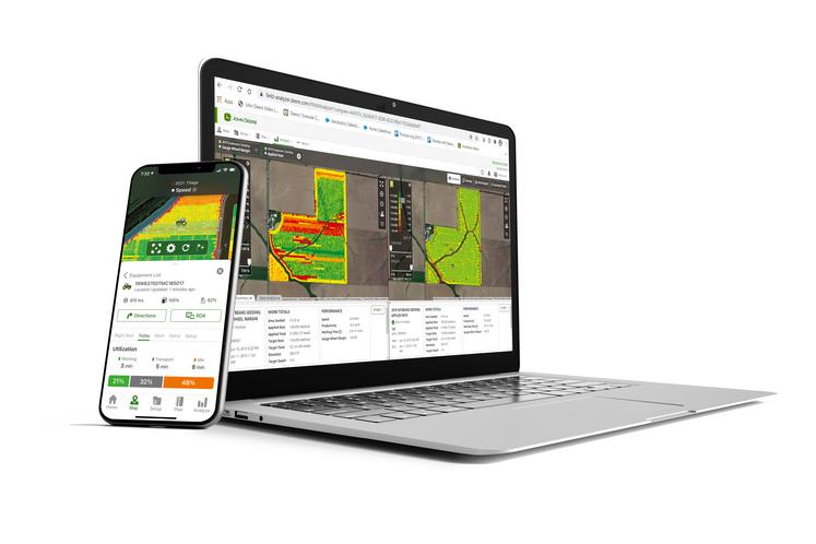 L'outil de suivi Operations Center, de John Deere, permet de stocker gratuitement les données associées aux machines et aux cultures. Par ailleurs, couplé à la connectivité sans fil JDLink, l'agriculteur peut analyser les données de chacune de ses machines depuis le site internet ou l'application mobile. Cette technologie a pour avantage un suivi prédictif de l'entretien des matériels à distance par le concessionnaire.