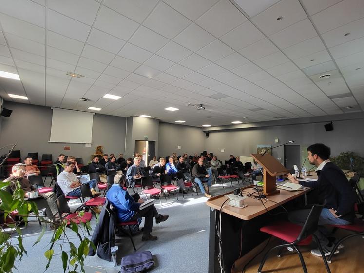 Vendredi 7 mars, une trentaine d'adhérents étaient présents à l'Assemblée générale des Irrigants de l'Eure.