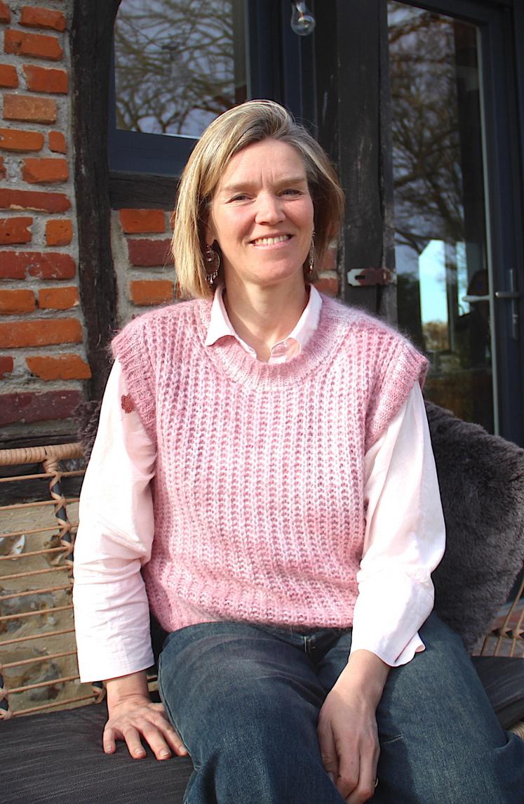 Aafke Hoogterpp a ouvert son gîte en mars 2023. Un bâti inoccupé pendant 5 ans et à proximité immédiate de l'exploitation agricole de Guillaume, son conjoint. « J'aime redonner une âme au patrimoine ».