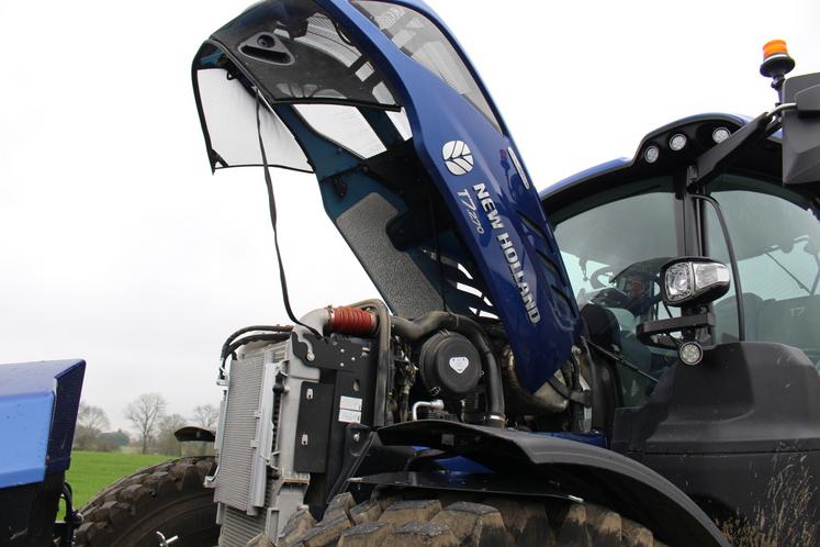 Le T7 est le premier tracteur fonctionnant au GNC avec une puissance de 270 chevaux.