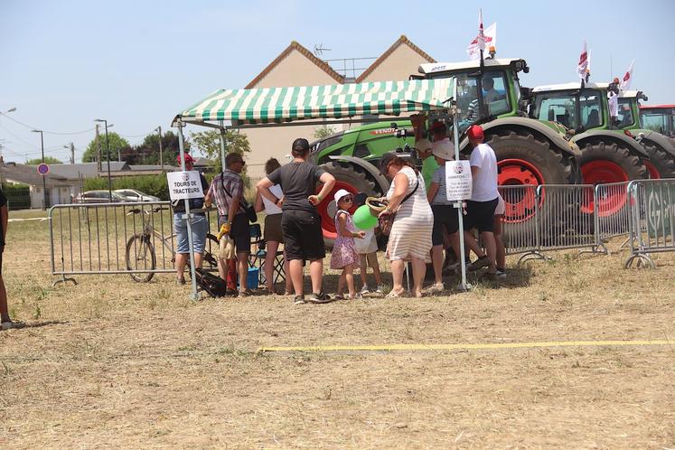 Le baptême en tracteur : une valeur sûre.