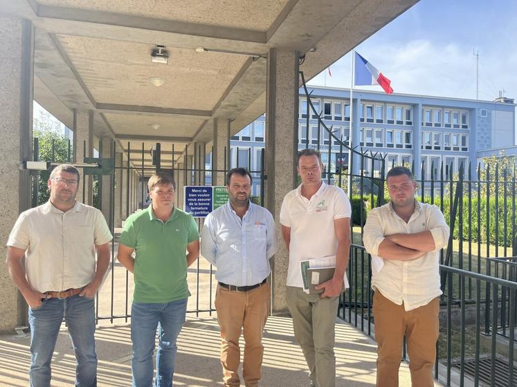 FNSEA 27, JA de l'Eure et Chambre d'agriculture de l'Eure : en première ligne pour défendre les agriculteurs.