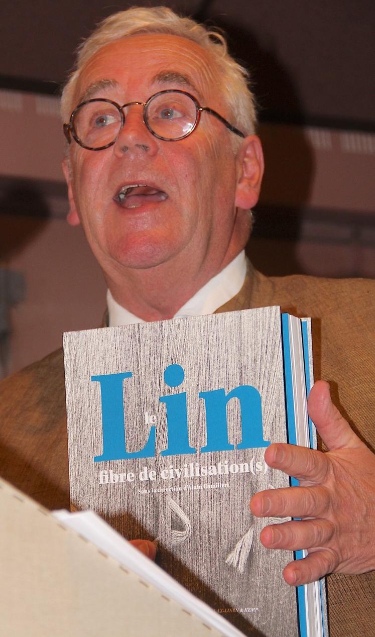 "Pour la première fois depuis 50 ans, la balance agricole française va être déficitaire. C'est insupportable", déplore Pascal Prévost.