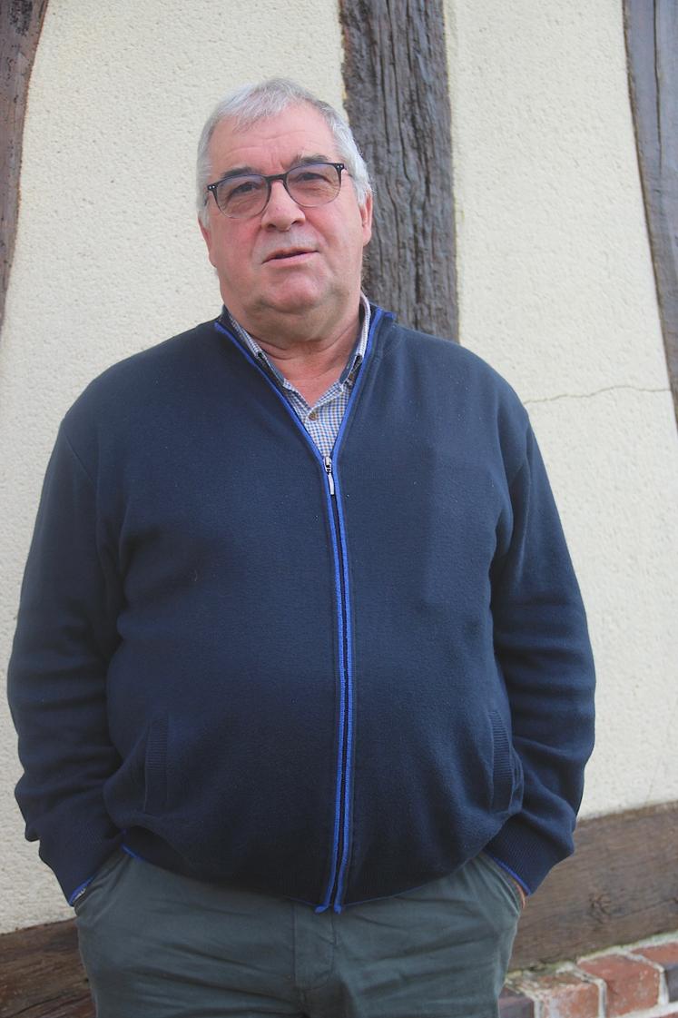 Bruno Frichot : "on attend un peu trop du maire. Certains administrés, particulièrement ceux qui viennent de l'extérieur, ne sont jamais contents".