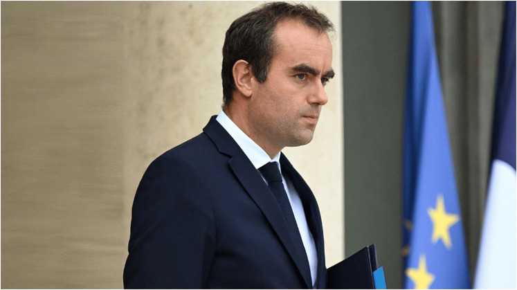 Sébastien Lecornu, Premier ministre, s'adresse aux agriculteurs.