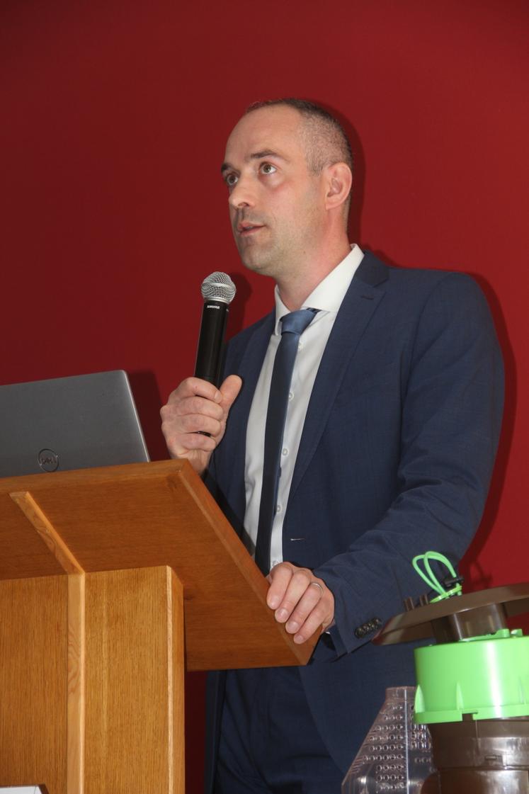Arnaud Vincent (directeur de la DDPP de l'Eure) a qualifié la situation sanitaire du cheptel dans l'Eure de "favorable à travers la focale des maladies réglementées par l'État". 