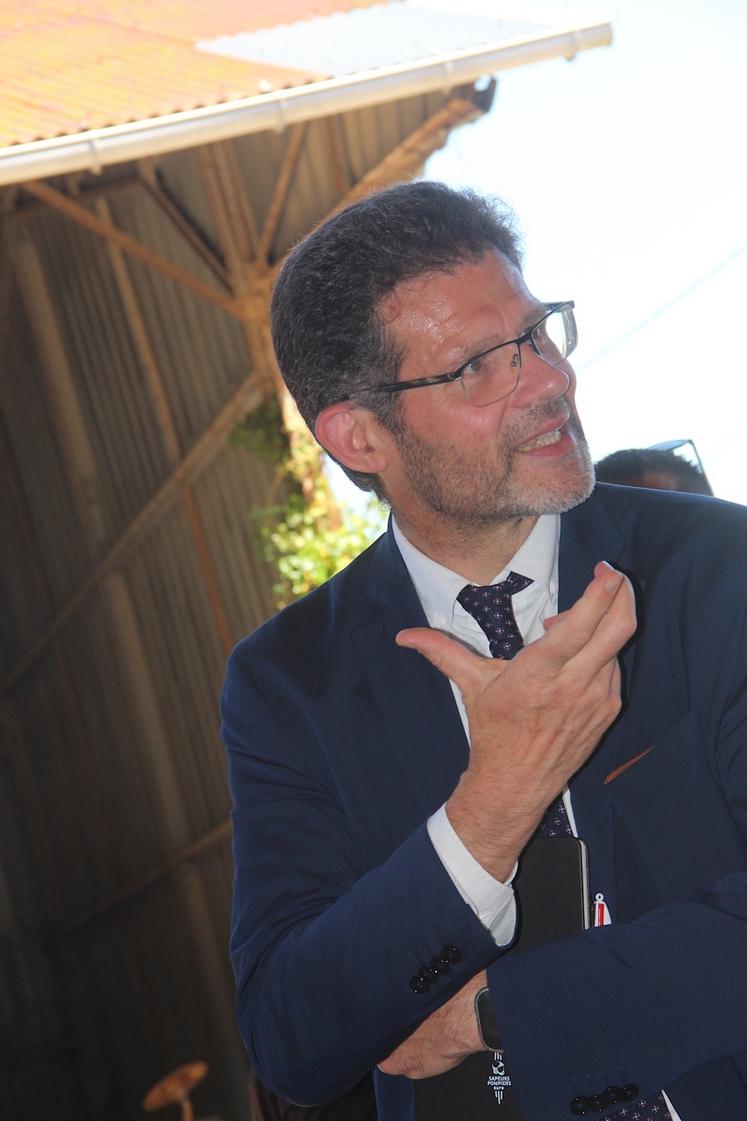 "Prendre 2 ou 3 cas concrets consensuels (syndicalisme, Chambre d'agriculture, coopération...) pour les faire aboutir. Il faut de l'organisation pour fluidifier au maximum les choses", plaide Xavier Delarue.