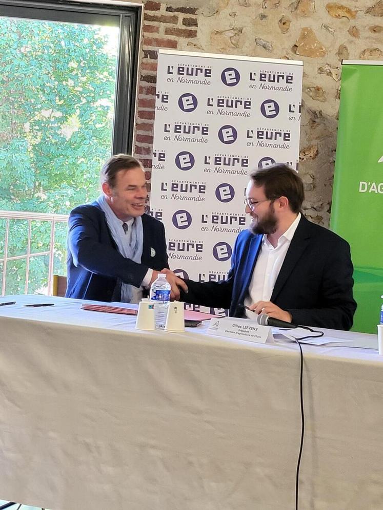 « Un contact plus fluide et régulier » : Alexandre Rassaërt veut renforcer le lien entre le Département et les agriculteurs avec cette nouvelle convention déneigement.