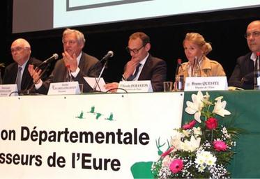 Depuis 25 ans, les effectifs de perdrix grises sont en baisse, mais on assiste à quelques belles réussites grâce à des souches sauvages. « Nous sommes en capacité de vous fournir des oiseaux de qualité. »