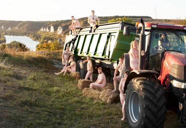 Pour la photo de groupe du calendrier, les Jeunes Agriculteurs de l’Eure ont choisi les Andelys.