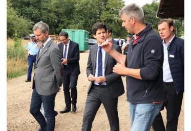 Pour son premier déplacement en tant que ministre de l’Agriculture et de l’Alimentation, Julien Denormandie a choisi une exploitation euroise.