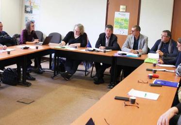 Les responsables de la SNFM sont venus à la rencontre des délégués fermiers de Normandie.