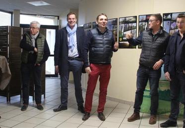 Les présidents (ou leur représentant) des OPA. Bien présent au rendez-vous mais qui a échappé à l’oeil de l’objectif de l’appareil photo, Christian Verdier (GRCETA).