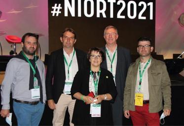 La délégation de l’Eure présente au congrès FNSEA, au côté de Christiane Lambert, présidente.